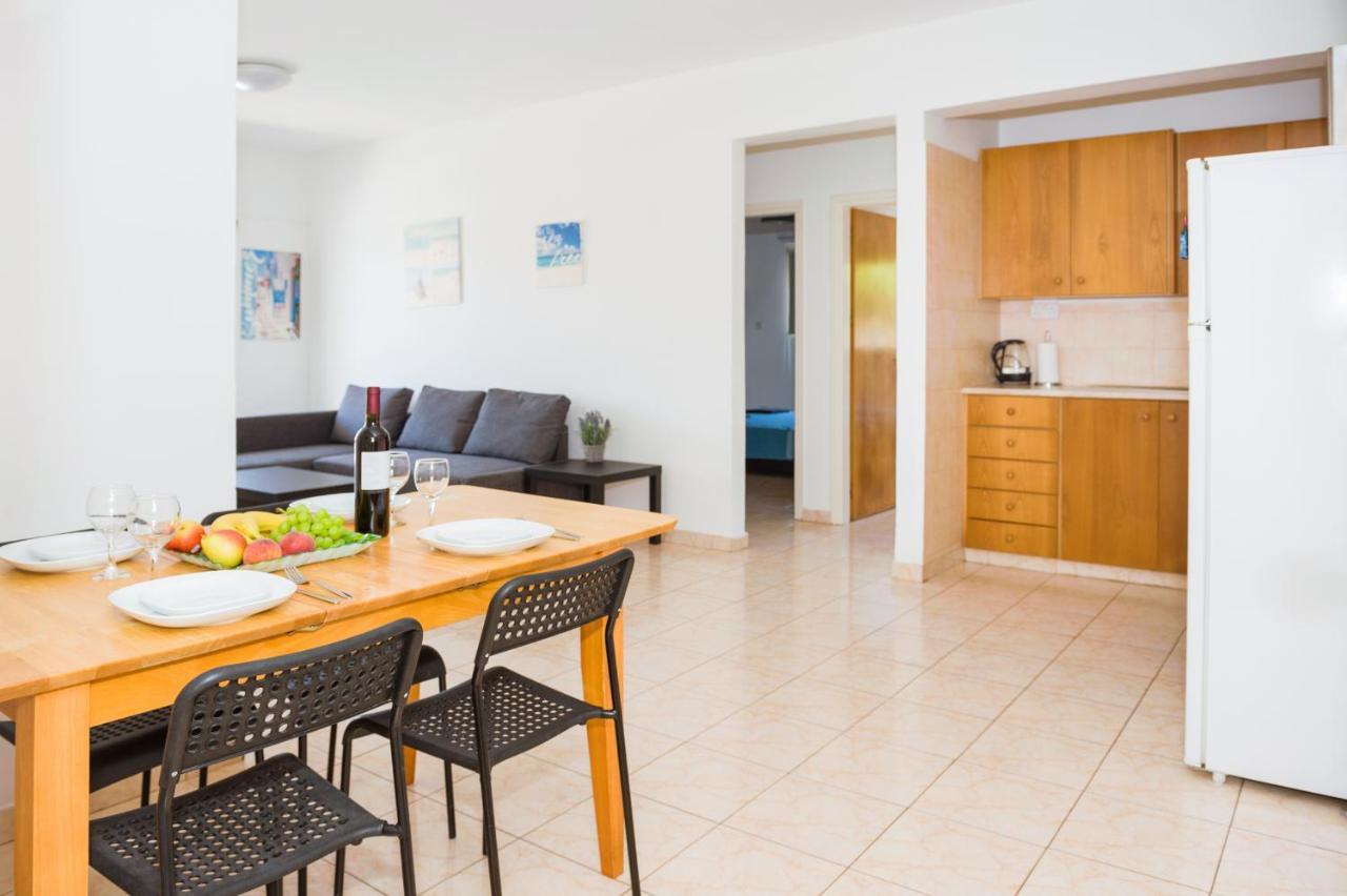 Mynapa Apartments Айя Напа Екстериор снимка