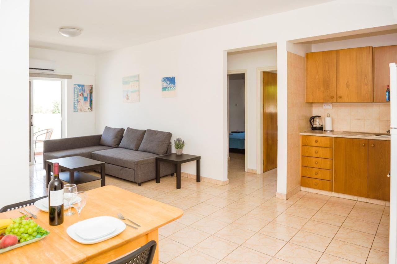 Mynapa Apartments Айя Напа Екстериор снимка