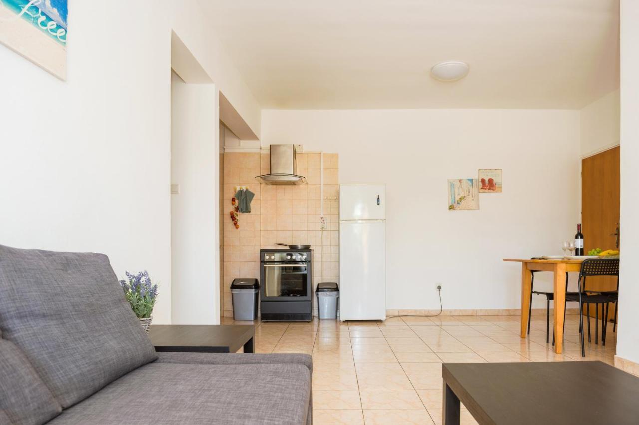 Mynapa Apartments Айя Напа Екстериор снимка
