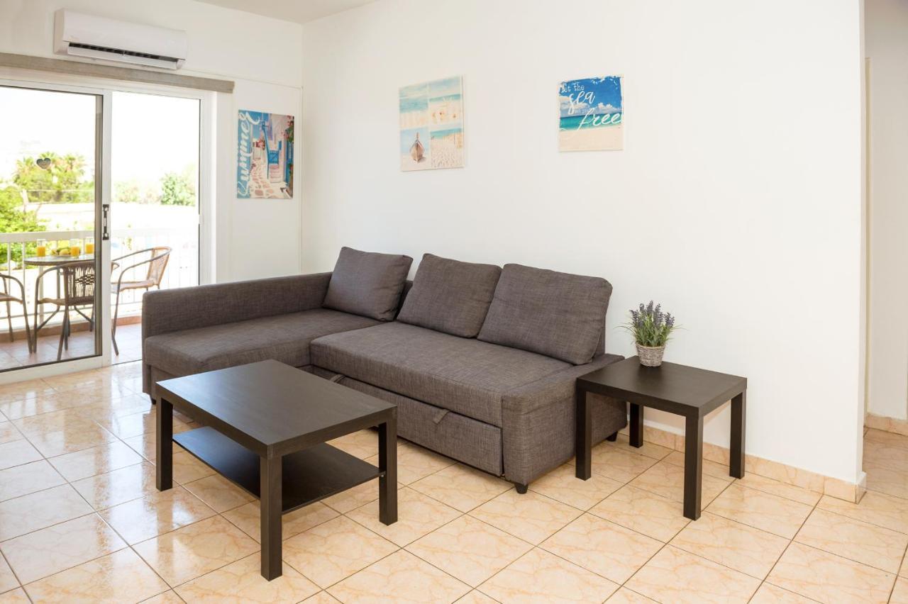 Mynapa Apartments Айя Напа Екстериор снимка