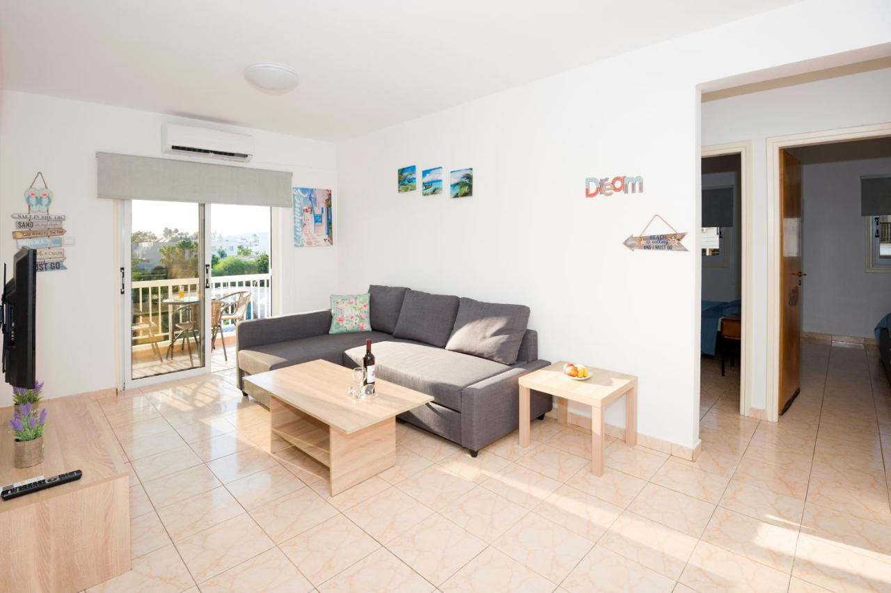 Mynapa Apartments Айя Напа Екстериор снимка